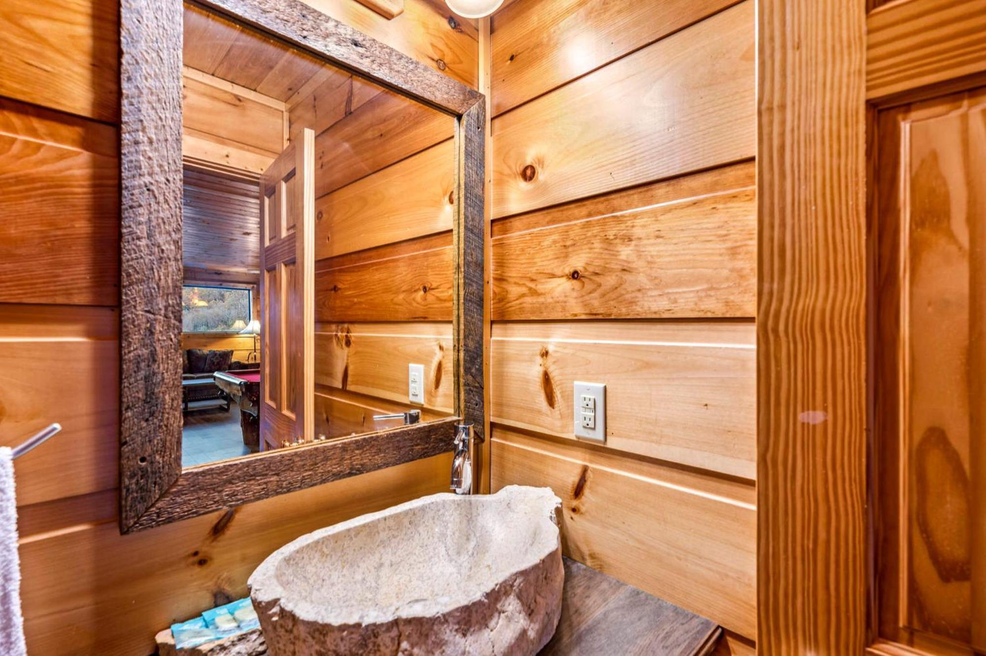Take My Breath Away Holiday Home 개틀린버그 외부 사진